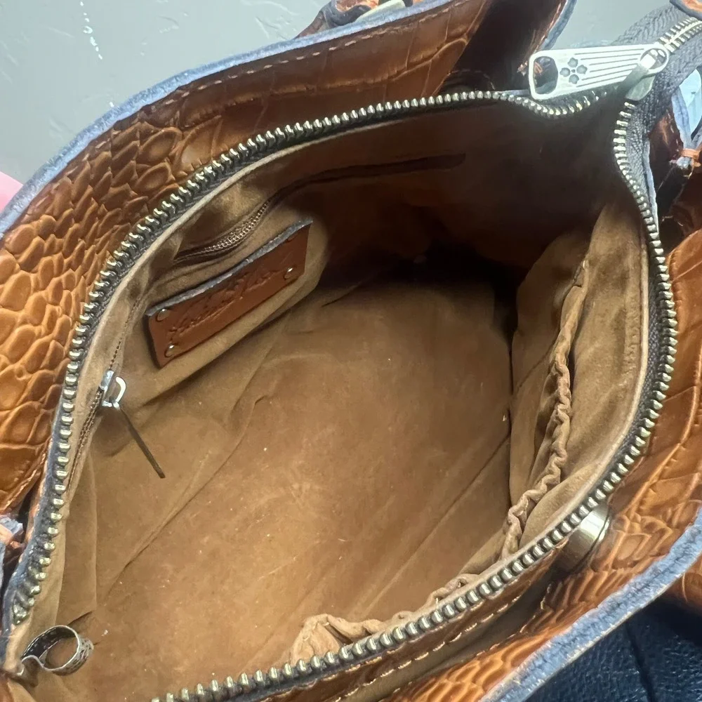 Patricia Nash Cognac Brown Crocodile Embossed Satchel Handbag & Pouch Crossbody